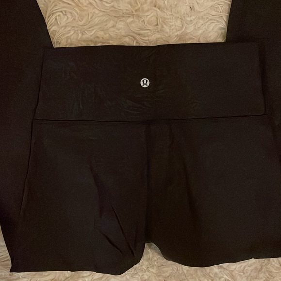 Lululemon size 8 leggings, great condition - Picture 1 of 4